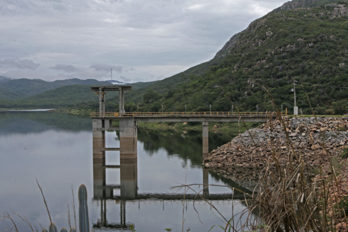 Barragem