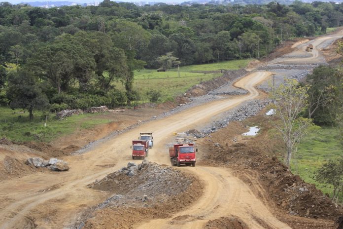 Obras da nova rodovia estadual que vai ligar Ilhéus a Itabuna seguem avançando; estrada desafogará trânsito na região