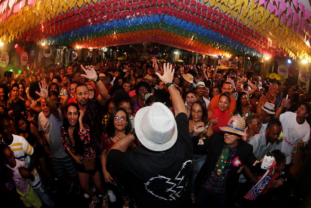 Último dia do São João do Pelourinho teve festa nos largos e espaço exclusivo para o samba junino