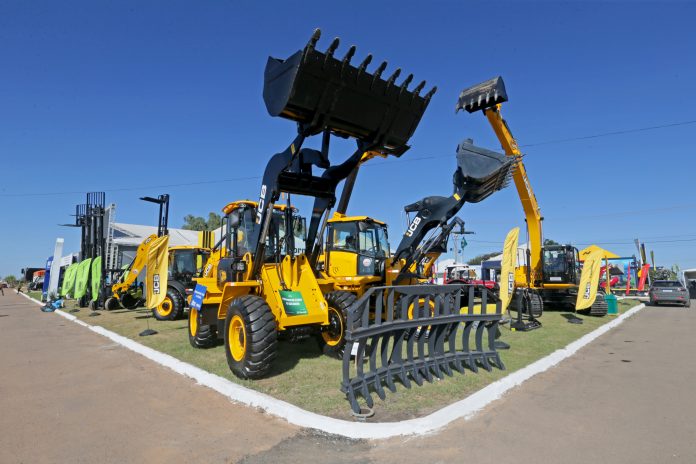 Abertura oficial da 16ª edição da Bahia Farm Show, inauguração do Núcleo Especializado de Atendimento à Mulher (Neam) e assinatura de convênios, no município de Luís Eduardo