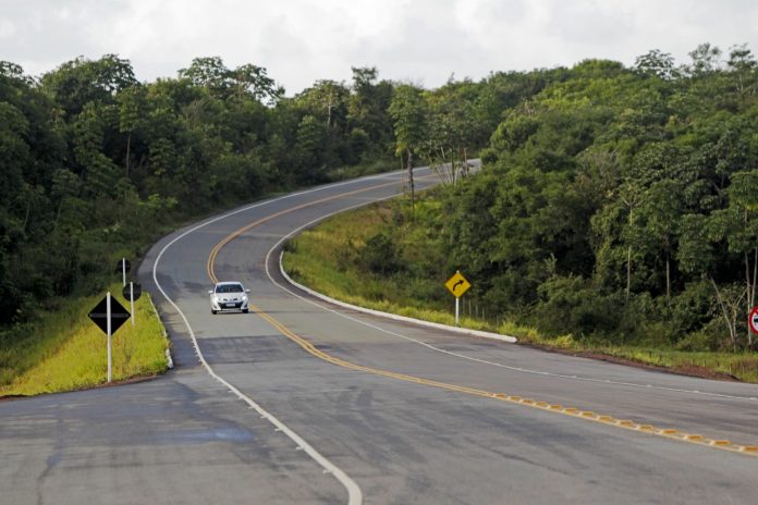 Estado entrega ligação Itanagra-Linha Verde e autoriza obras em Araçás