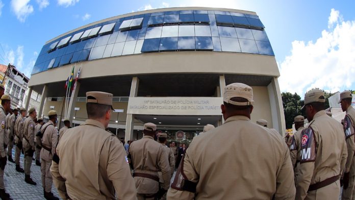 Nova sede do 18º Batalhão da PM e do Batalhão Especializado de Polícia Turística é inaugurada pelo governador