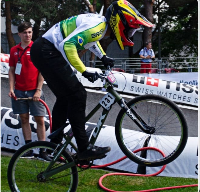 Baiano Jaldo Caribé é campeão mundial de BMX