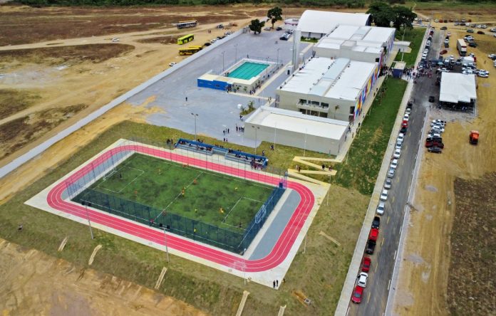 Estado inaugura colégio de tempo integral em Senhor do Bonfim e anuncia obras de infraestrutura