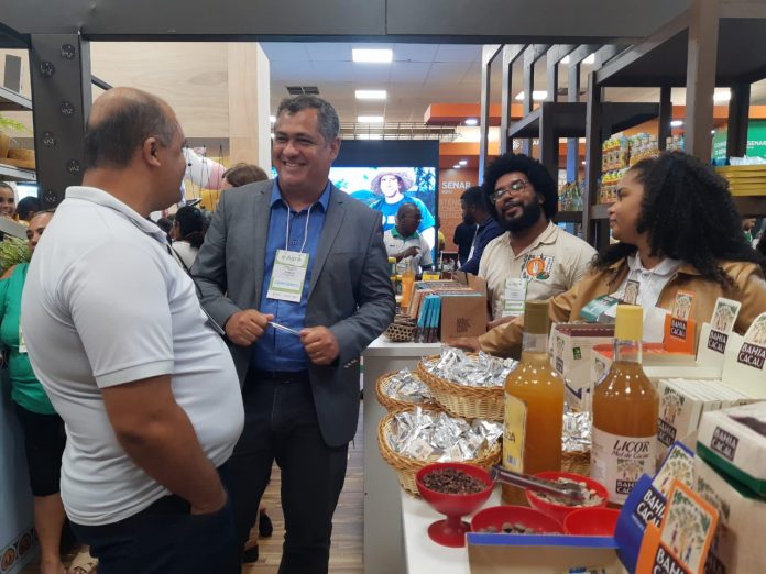 Organizações produtivas da agricultura familiar apresentam seus produtos em feira de inovação e tecnologia agropecuária