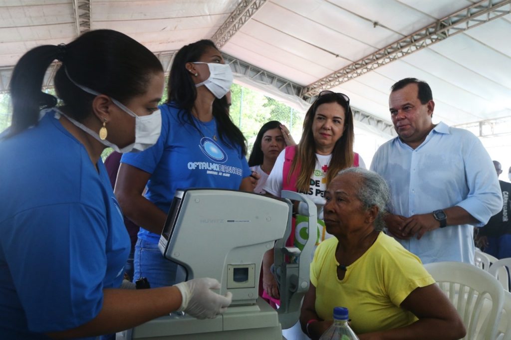 Moradores de Paripe, em Salvador, recebem ação do Saúde Mais Perto neste final de semana