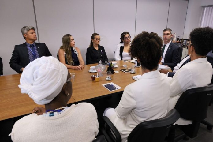 Governos Federal e Estadual trabalham juntos para esclarecer assassinato de Bernadete Pacífico