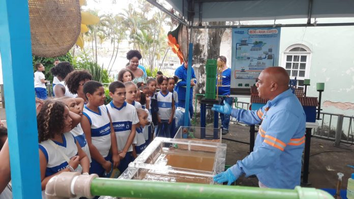 Embasa tem maquete de estação que produz água potável em espaço na Flipelô