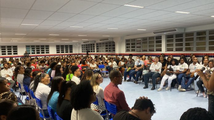 SEC inicia aulas para 9.765 estudantes de 40 cursos técnicos de nível médio