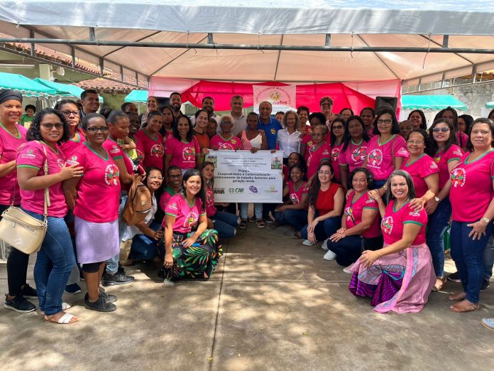 Mulheres agricultoras de Valença garantem novos equipamentos para produção