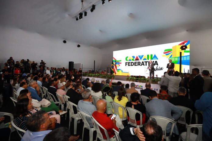 Primeiro dia da Caravana Federativa conta com a participação do governador, nesta quinta (24)