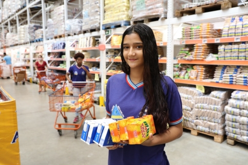 Com mudança de operadora, SEC realiza troca do cartão do Bolsa Presença