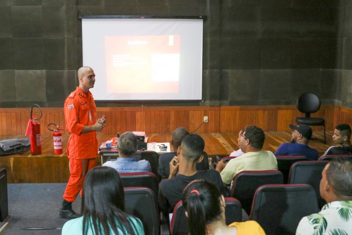 CBMBA forma mais uma turma do Projeto “Prédio Sem Fogo”