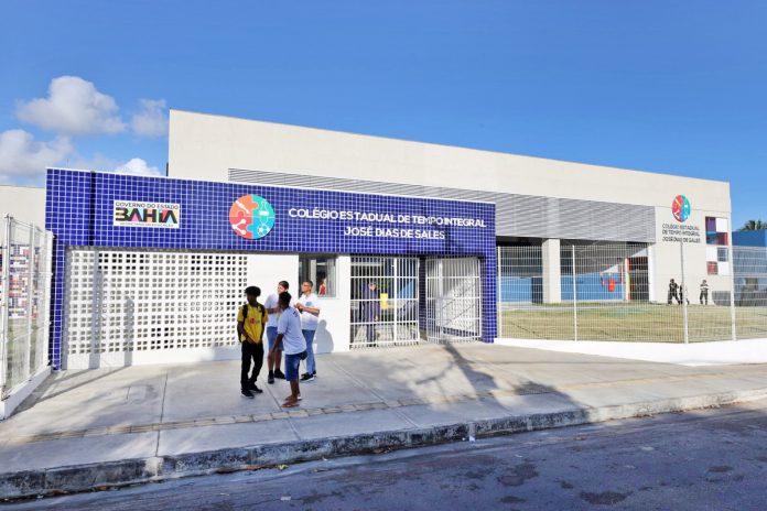 Novo colégio em Jardim Cajazeiras impulsiona ensino de tempo integral em Salvador