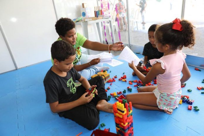 Programas estratégicos da SEC são apresentados na Feira de Saúde Mais Perto da Criança, em Pituaçu