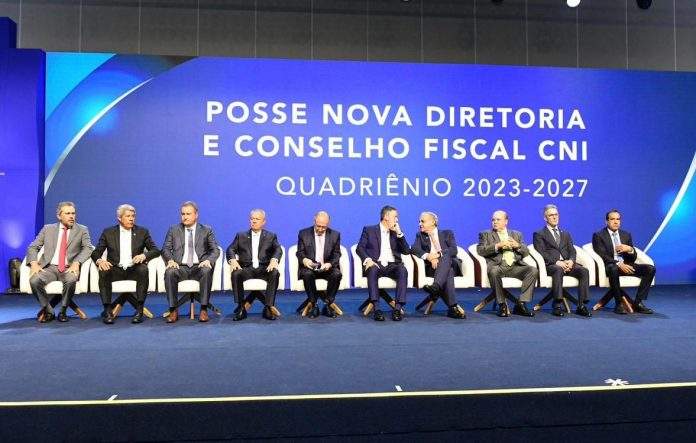 Governador participa da posse do presidente e da nova diretoria da Confederação Nacional da Indústria