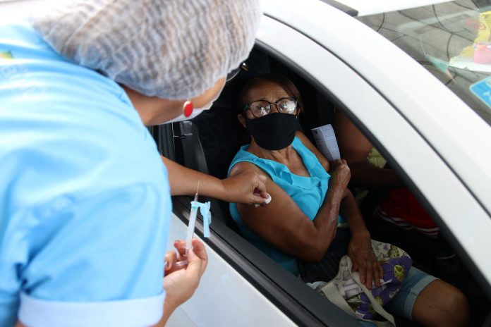 Estratégias de vacinação adotadas na Bahia seguem sendo destaque em todo o país