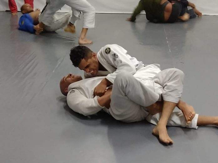 Atleta baiano do parajiujitsu viaja para competição internacional nos Emirados Árabes com apoio da Sudesb