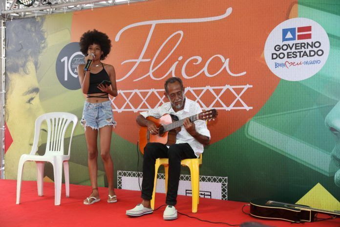 Estudantes da rede estadual participam de festas e feiras literárias em Cachoeira, Salvador e Pintadas