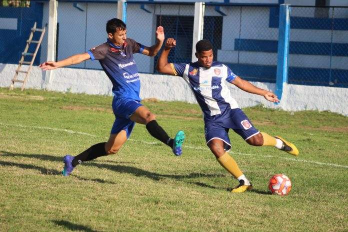 TVE transmite partida entre Itamaraju e Quijingue, na semifinal do Campeonato Intermunicipal de Futebol