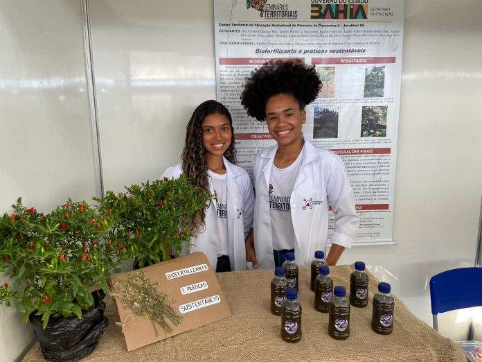 Estudantes da Educação Profissional de 48 municípios apresentam 194 projetos em Feira de Santana