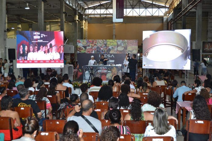 Com mais de mil inscrições, Mesa ao Vivo Bahia atrai público para o Mercado do Rio Vermelho