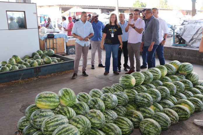 Ceasa recebe comitiva de Alagoas para troca de experiências