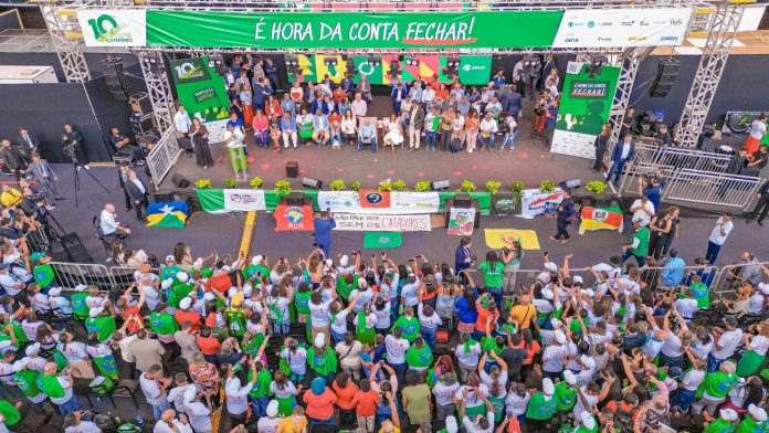 Governador Jerônimo participa de celebração do Natal dos Catadores, ao lado do presidente Lula