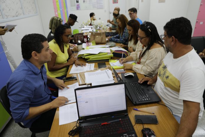 Rede estadual de ensino encerra ano letivo com conselho de classe