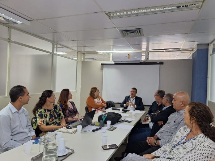 Equipe do Governo de Sergipe realiza visita técnica à Auditoria Geral da Bahia