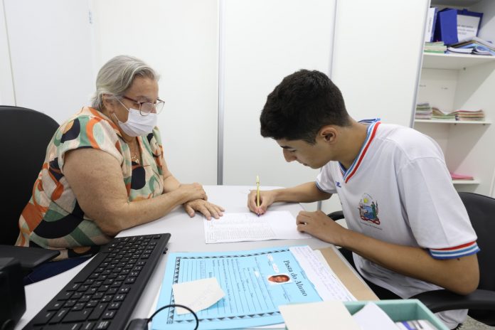 SEC realiza renovação de matrícula para os estudantes da rede estadual de ensino