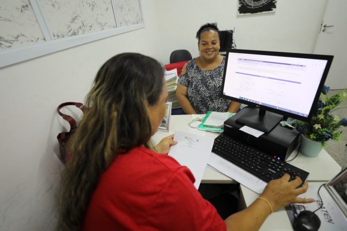 SEC inicia transferência de estudantes entre escolas estaduais e orienta sobre matrícula de alunos novos