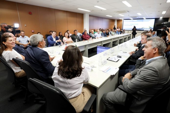 Governo do Estado autoriza abertura de licitação para obras em estradas de Campo Formoso