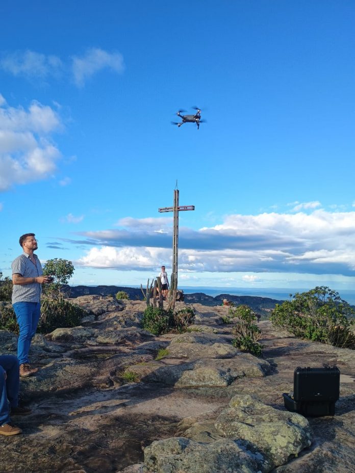 SEI realiza checagem de campo de produtos da cartografia básica do Estado da Bahia na Chapada Diamantina