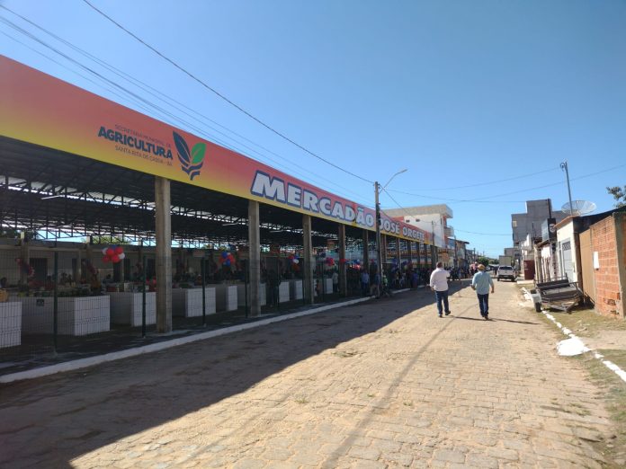 Novo mercado municipal impulsiona agricultura familiar de Santa Rita de Cássia