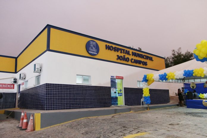 Com investimento do Estado, reforma do hospital de Tanquinho é entregue