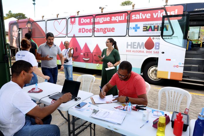 Hemoba encerra Junho Vermelho com coletas externas, forró e ação de conscientização