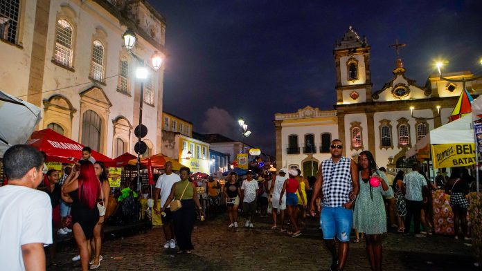 São João no Pelô chega ao seu último dia com balanço positivo para baianos, turistas e comerciantes locais