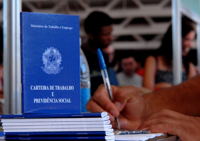 Com mais 8.899 postos com carteira assinada em junho, Bahia contabiliza 54.435 novas vagas no ano