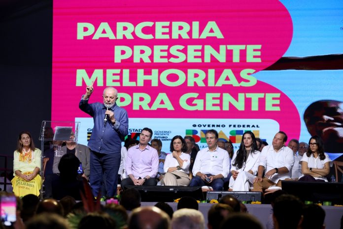Lula anuncia cerca de R$ 4 bilhões em investimentos na Bahia pelo Governo Federal