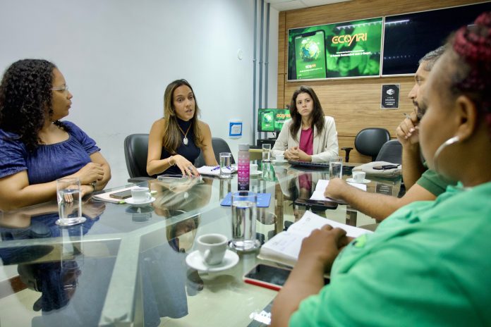 Representantes da Sema participam de apresentação de aplicativo de reciclagem que conecta doadores e cooperativas