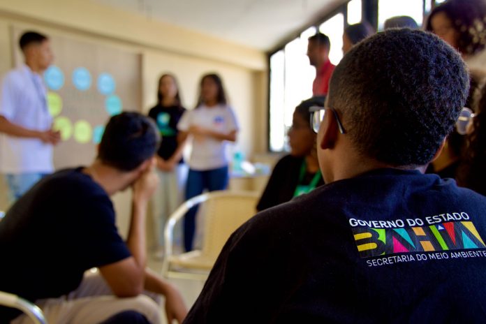 Projeto Ecoguardiões lança ciclo formativo com primeira roda de conversa sobre educação ambiental