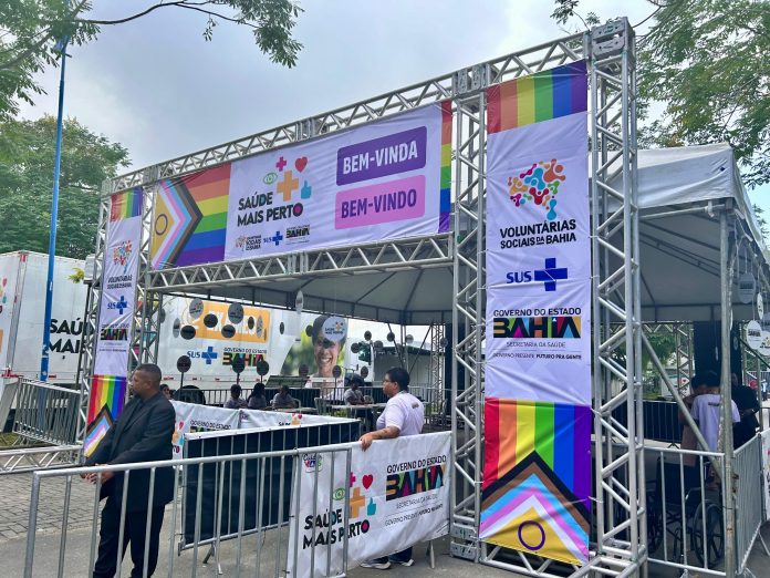 Feira da Diversidade leva serviços de saúde e cidadania à comunidade LGBTQIAPN+