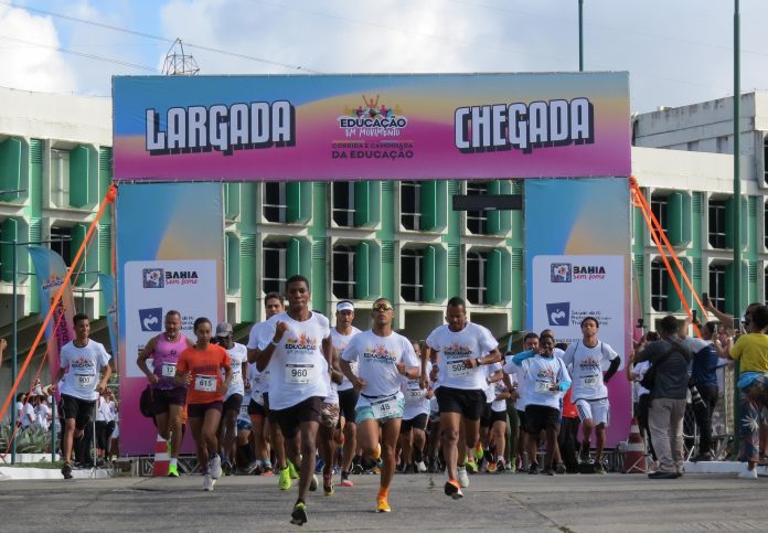 Corrida e Caminhada da Educação reúne 10 mil participantes e arrecada três toneladas de alimentos para o BSF