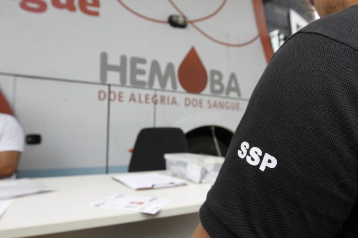 Servidores da segurança pública iniciam primeiro dia de doações ao Hemoba