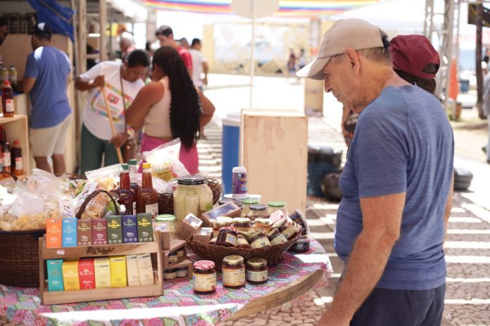 Organizações produtivas da Bahia têm até domingo (20) para se inscrever na 15ª Feira Baiana da Agricultura Familiar e Economia Solidária